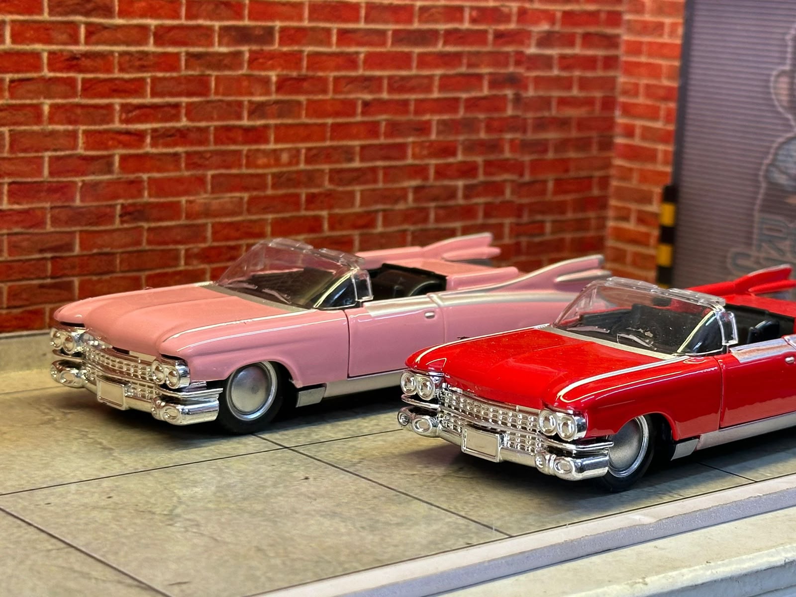 1:36 Scale 1959 Cadillac Eldorado Biarritz Convertible - Vintage Series