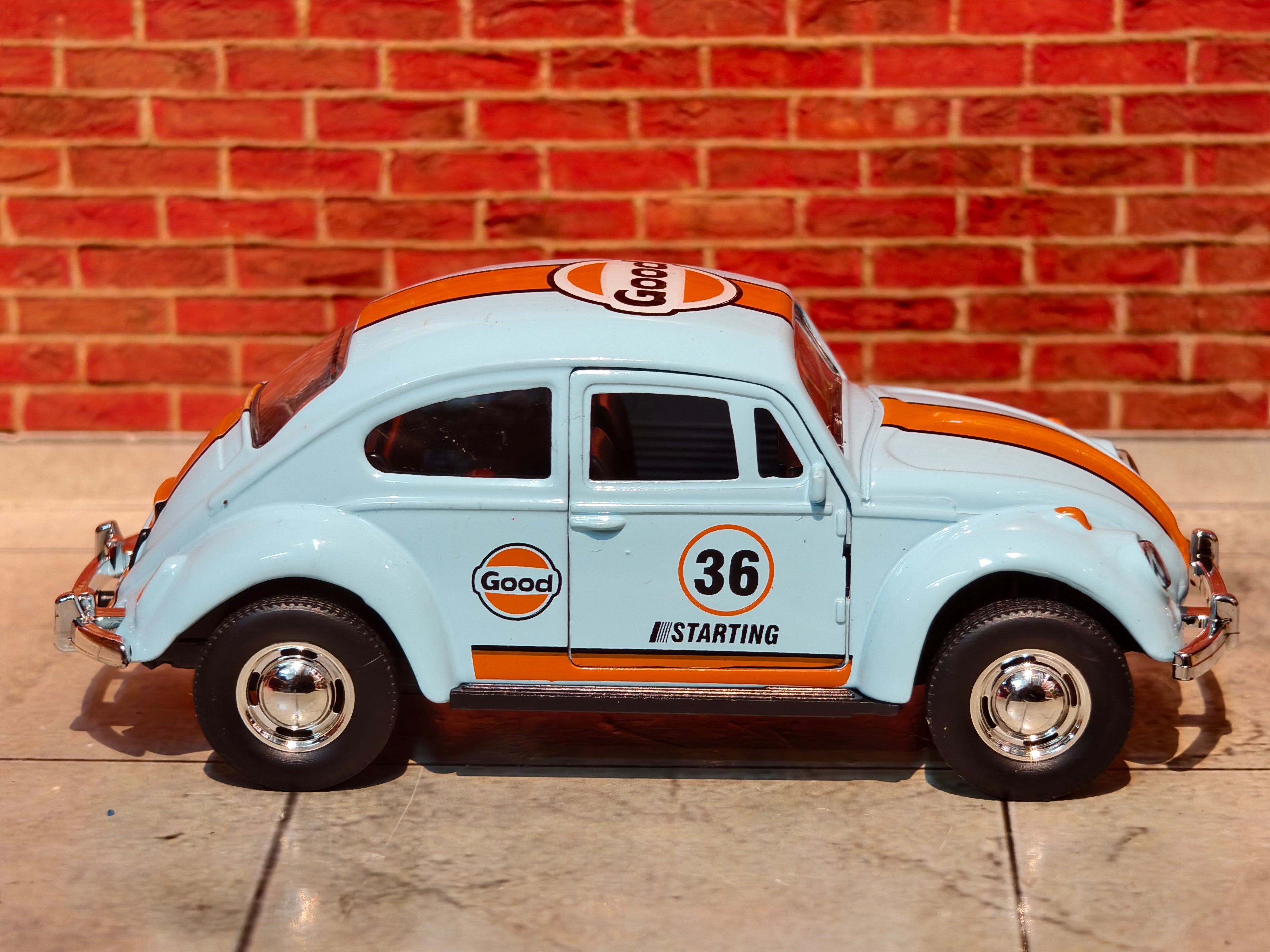 Volkswagen Beetle 1:36 Scale Gulf Edition