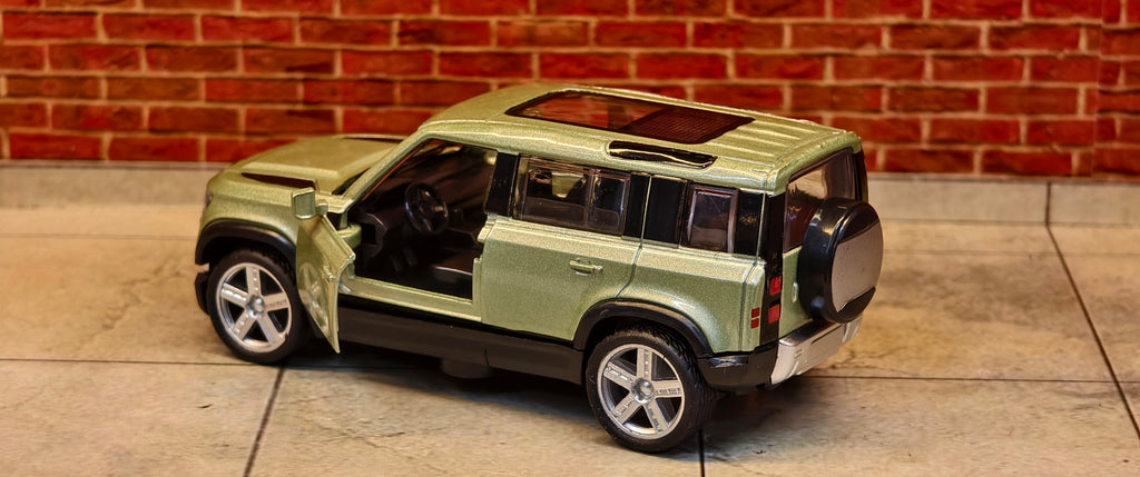 Land Rover Defender 110 1:43 Scale