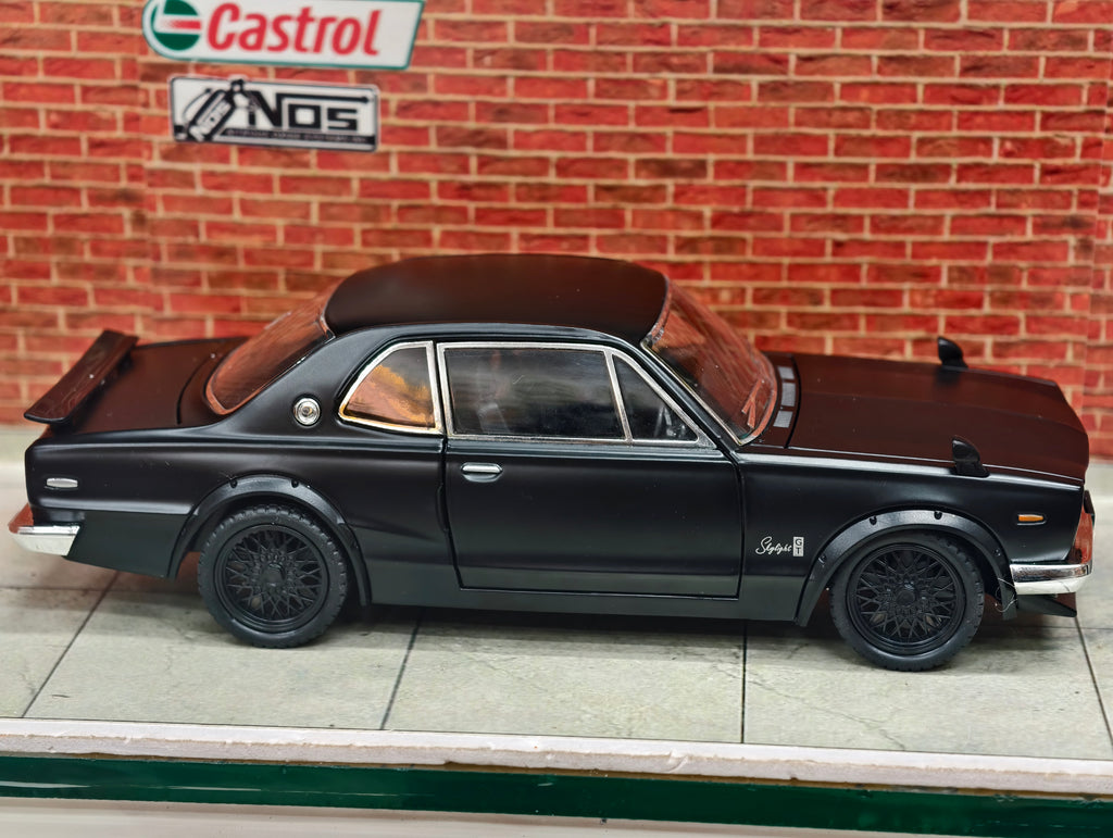 Nissan Skyline GT-R 1969 Model 1:22 Scale Premium Detailing