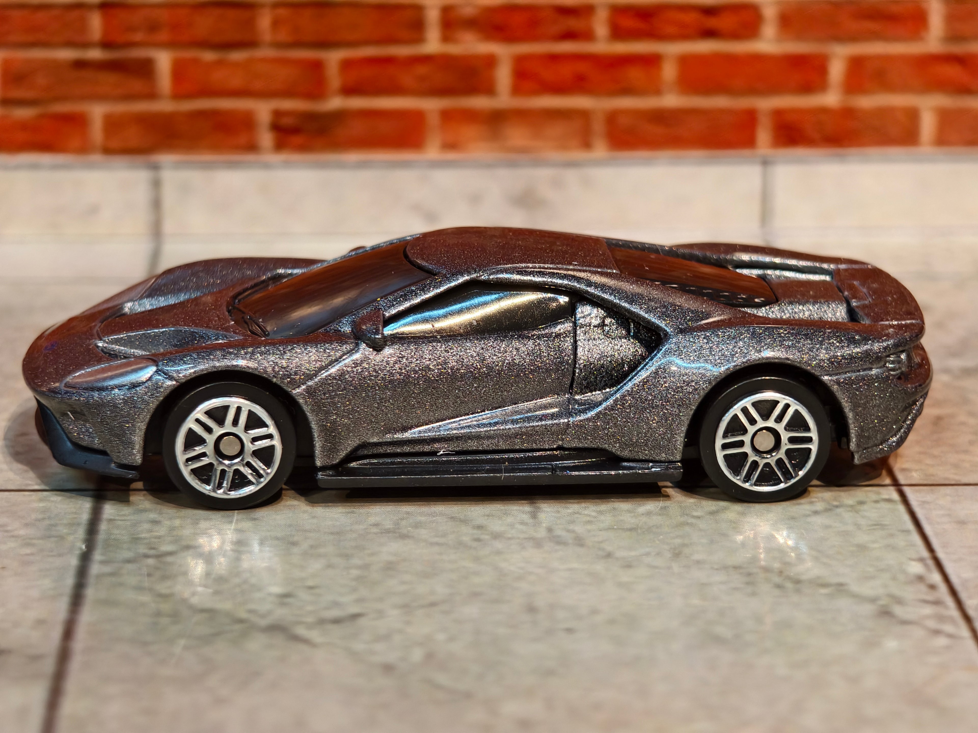 RMZ Official Licensed FORD GT 1:64 Scale