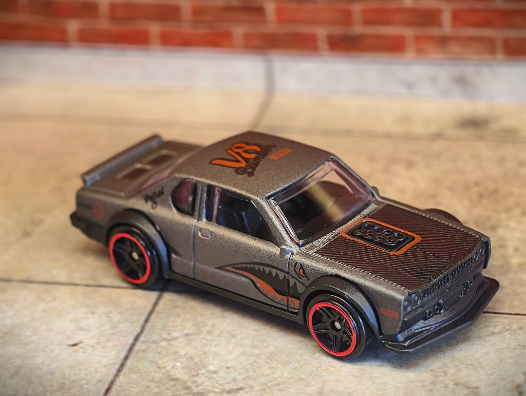 Nissan Skyline H/T 2000 GTR 1:64 Scale