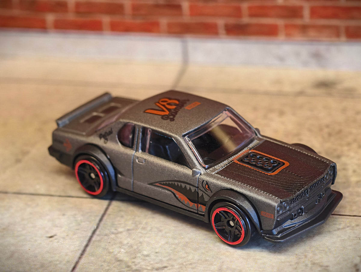Nissan Skyline H/T 2000 GTR 1:64 Scale