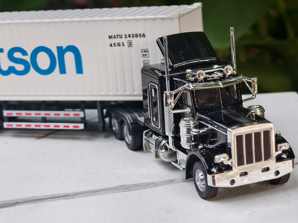 Kenworth W900 Classic American semi-truck (tractor-trailer) Big Size