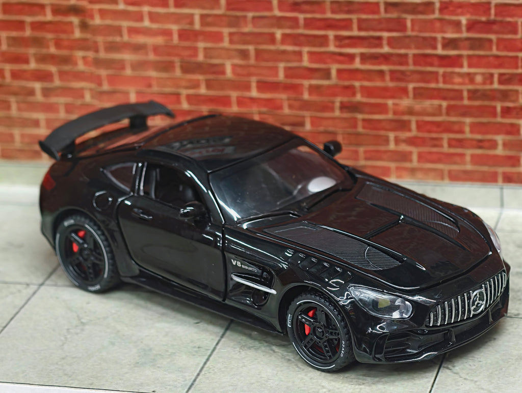 Mercedes Benz AMG 1:32 Scale Premium Detailing