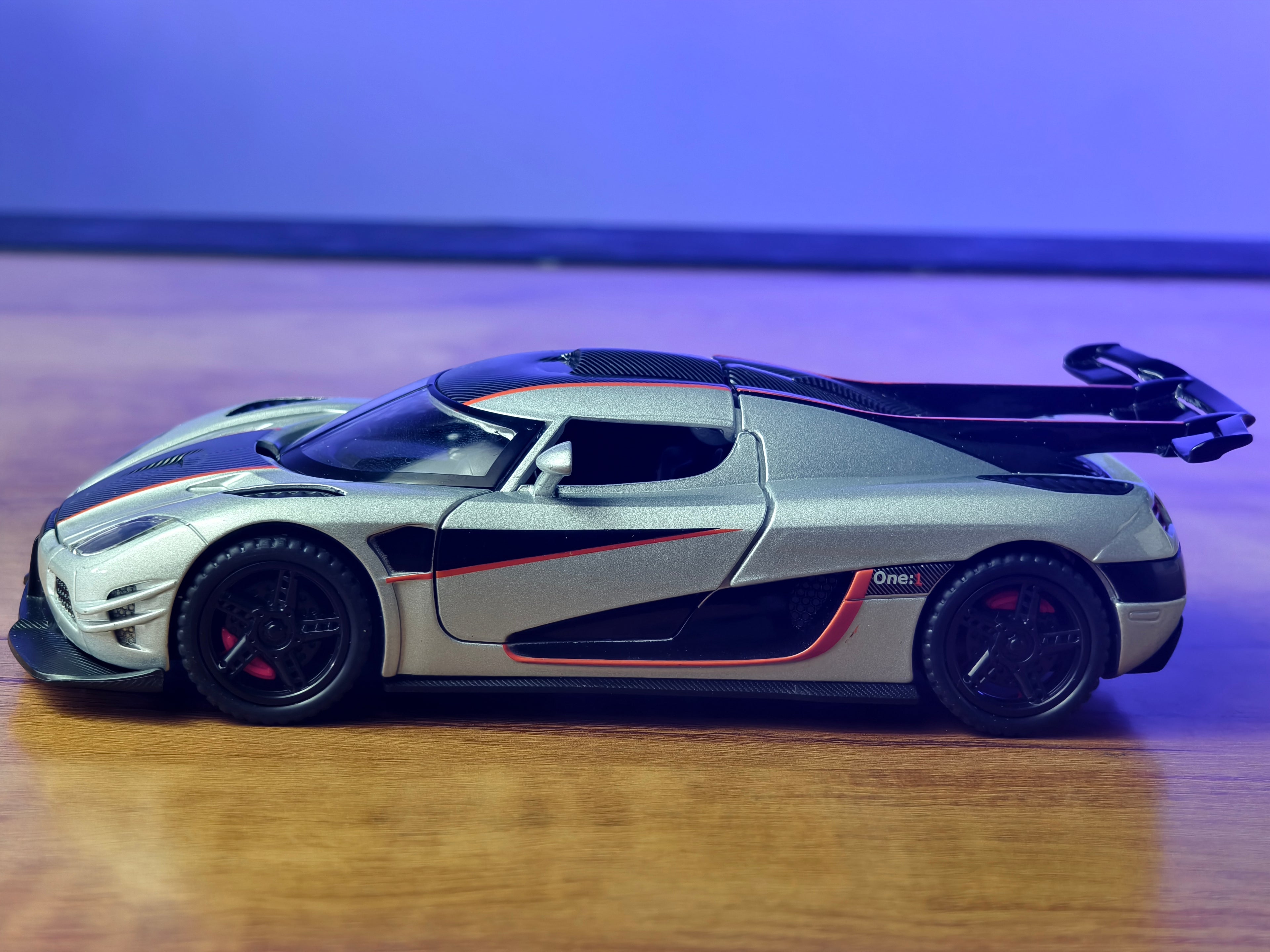 Koenigsegg One:1 1:32 Scale Premium Detailing