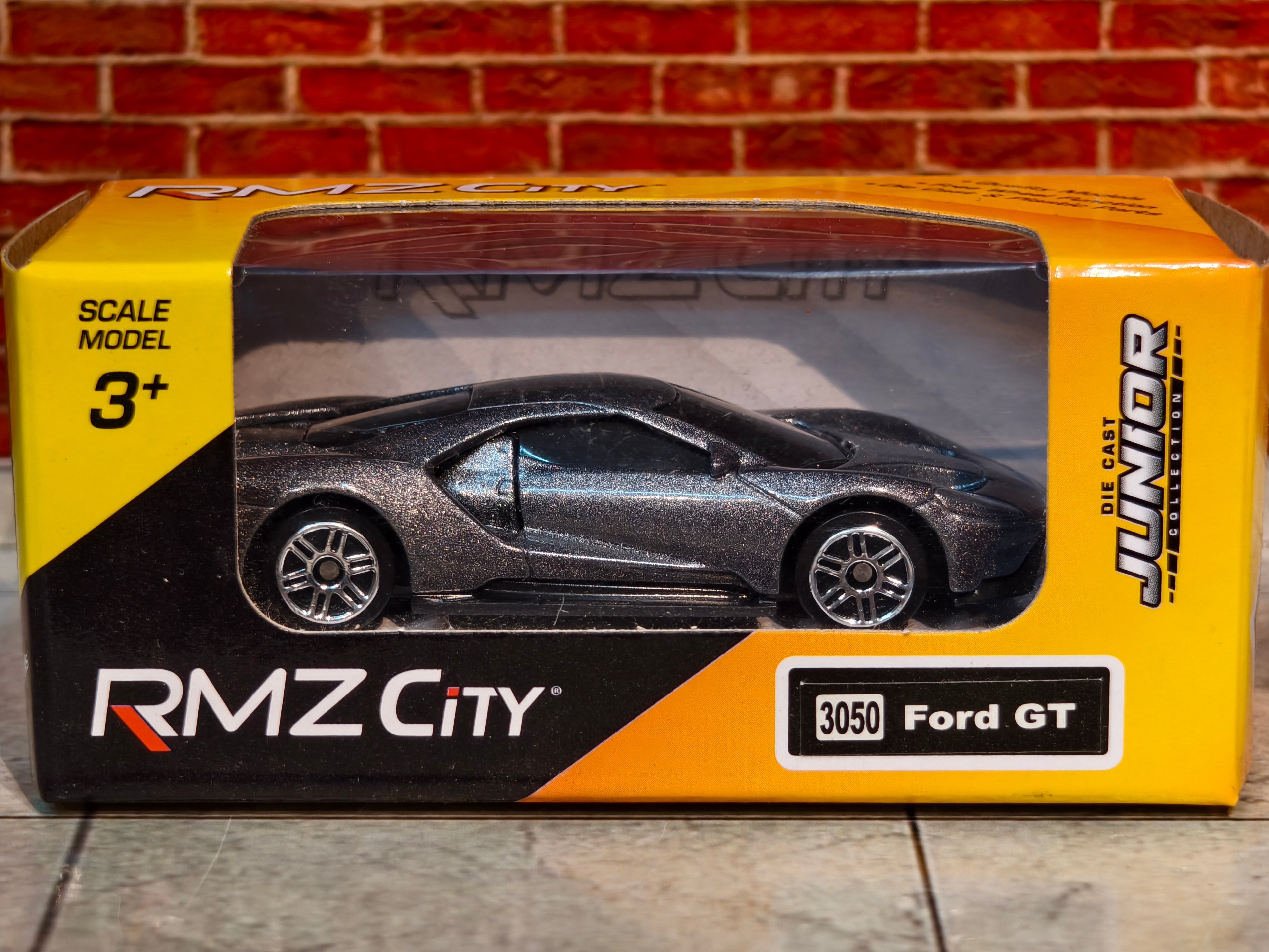RMZ Official Licensed FORD GT 1:64 Scale
