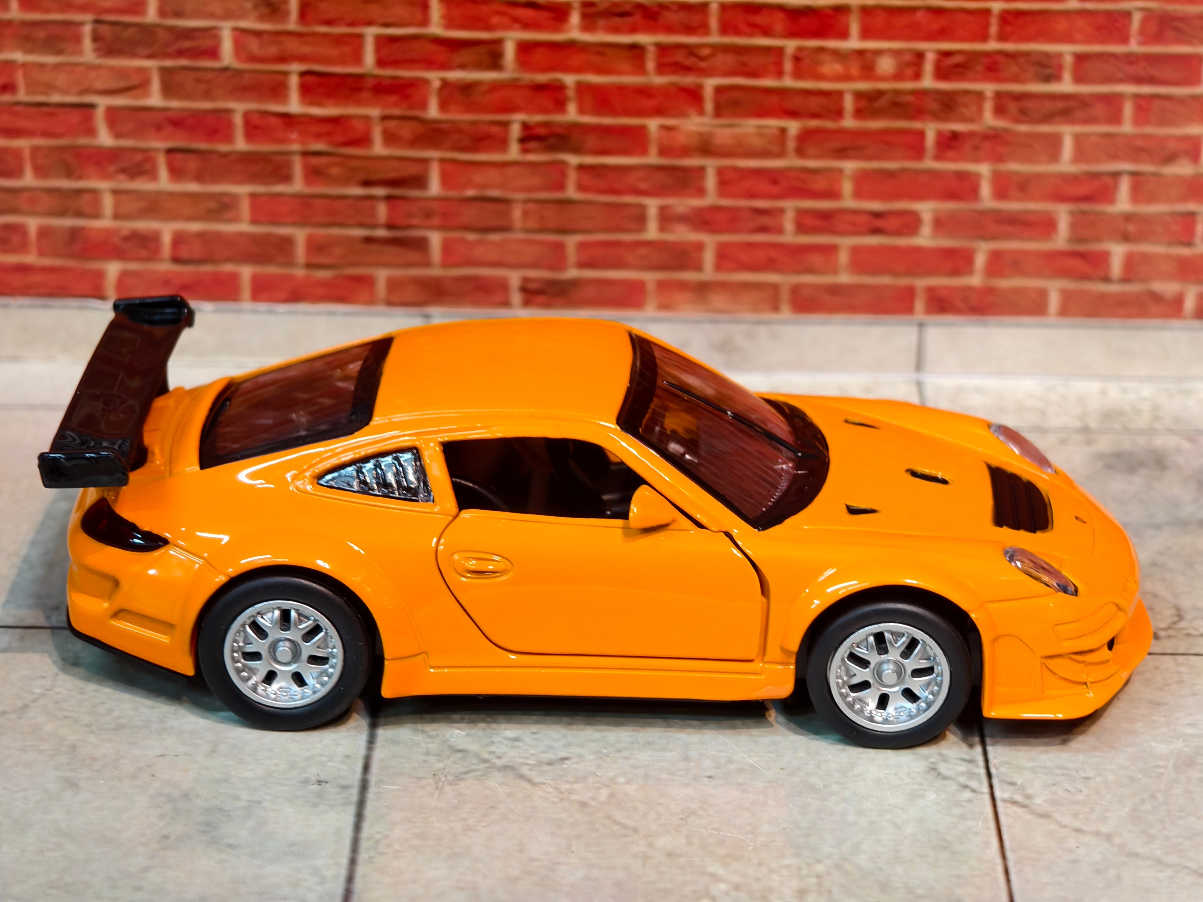 MSZ Official Licensed PORSCHE 911 GT3 RSR 1:39 Scale