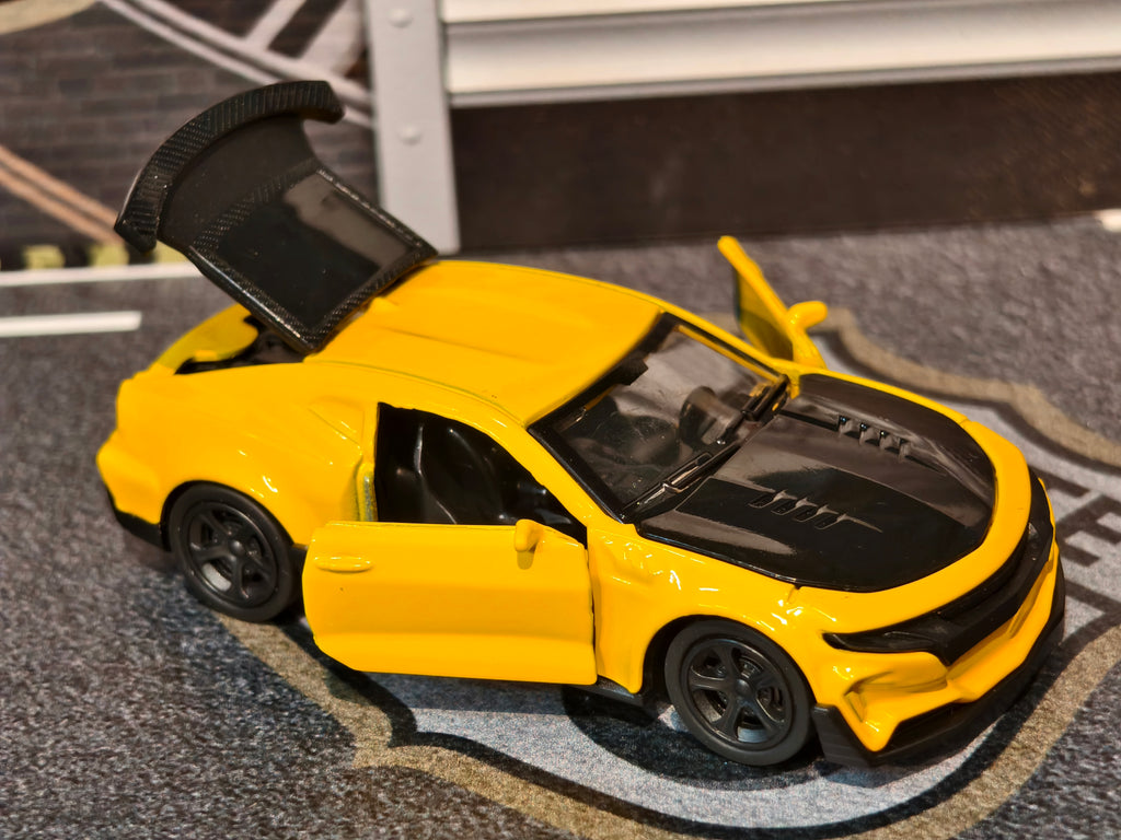 Chevrolet Camaro ZL1 1:64 Scale Premium Detailing  Bumblebee Edition