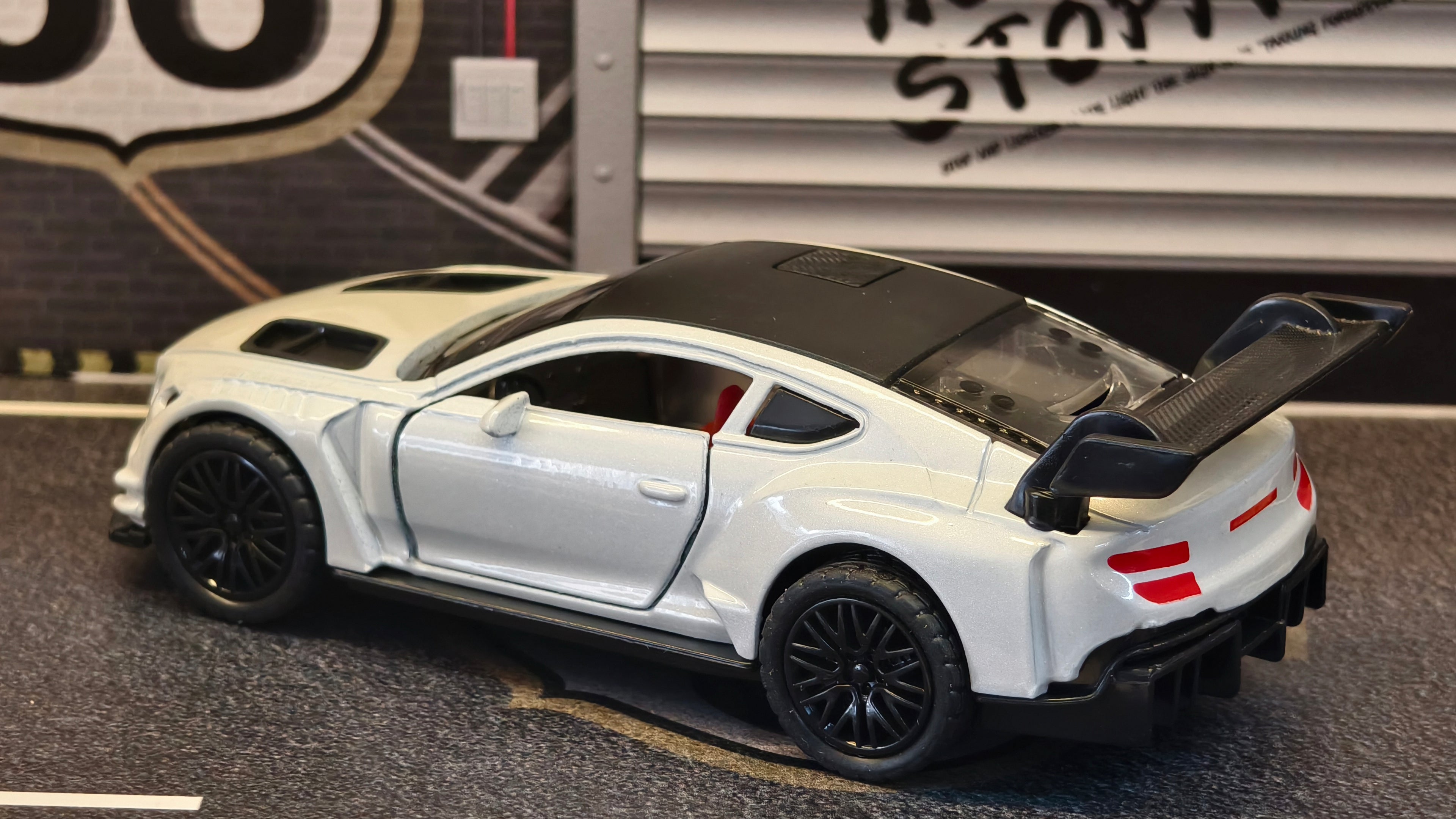 Bentley Continental GT3 Widebody 1:36 Scale Premium Detailing