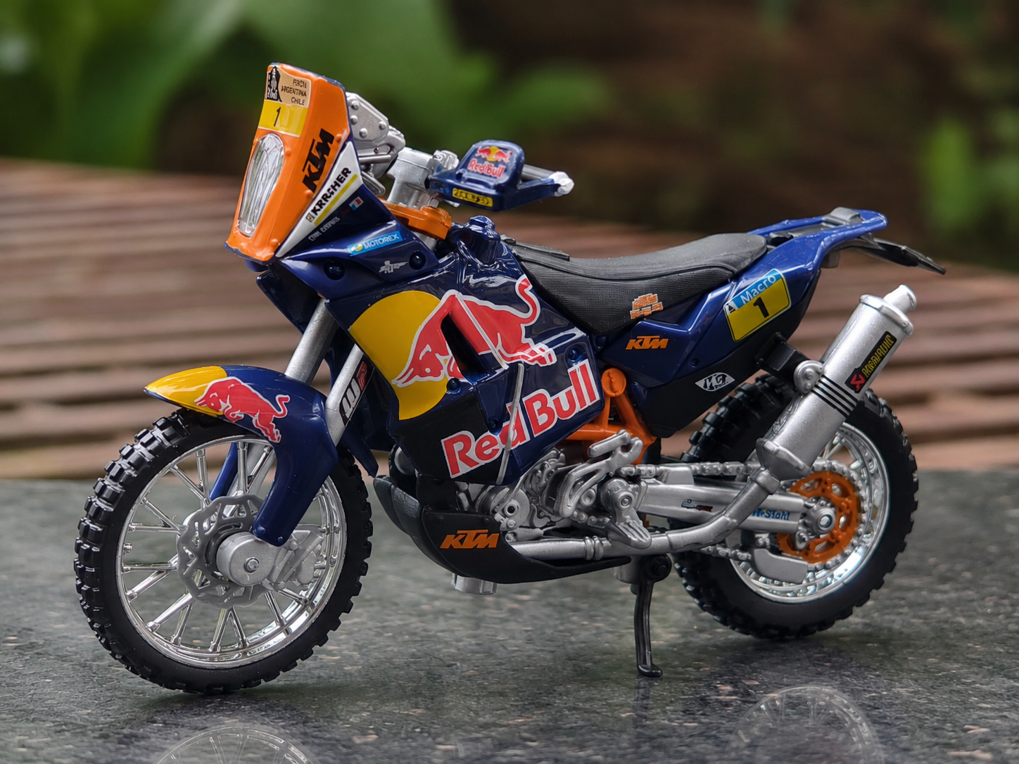 Burrago Official Licensed KTM 450 Rally (Darkar Rally) 1:18 Scale