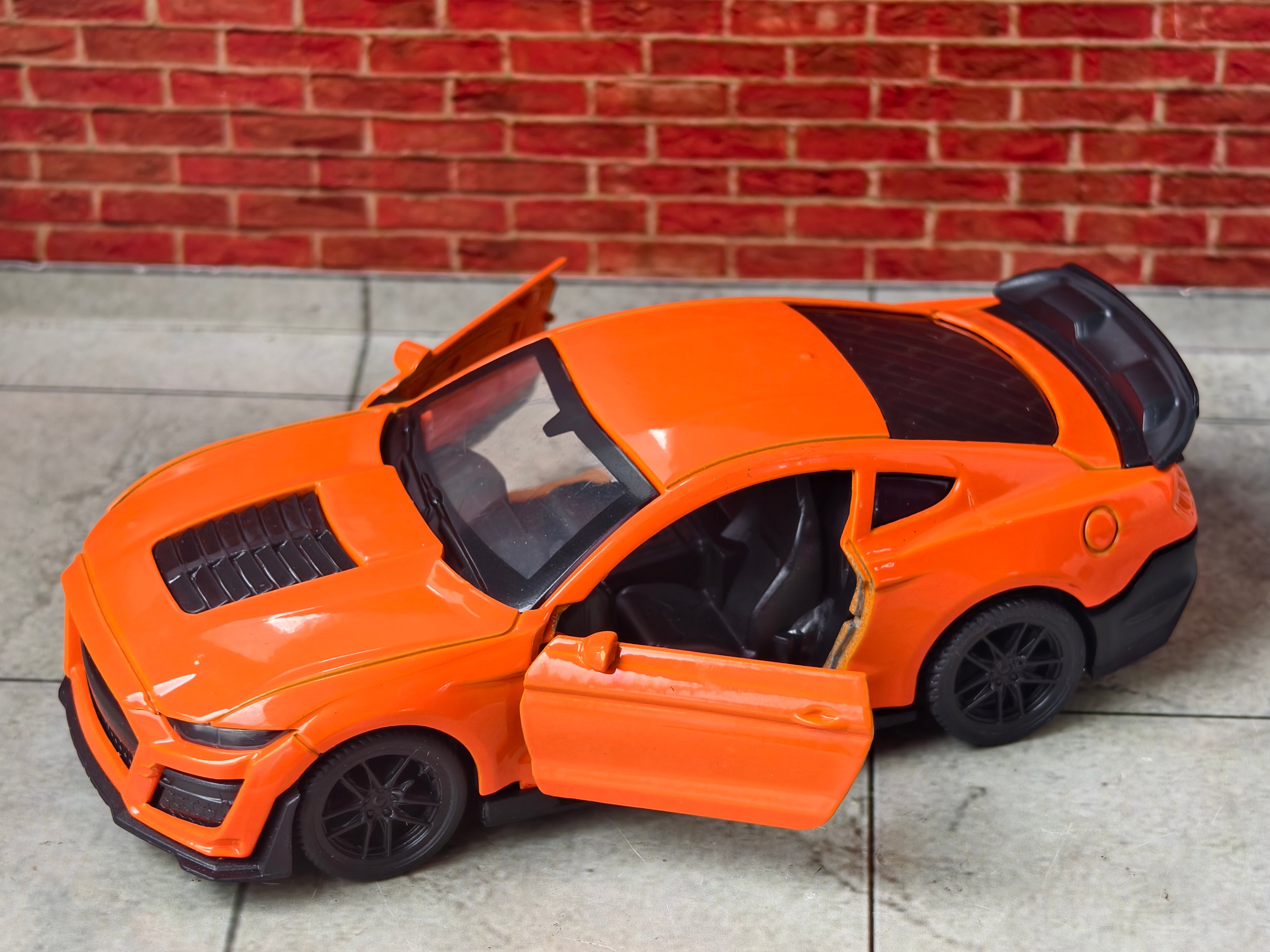 Ford Mustang Shelby GT 500 1:36 Scale 1:36 Scale