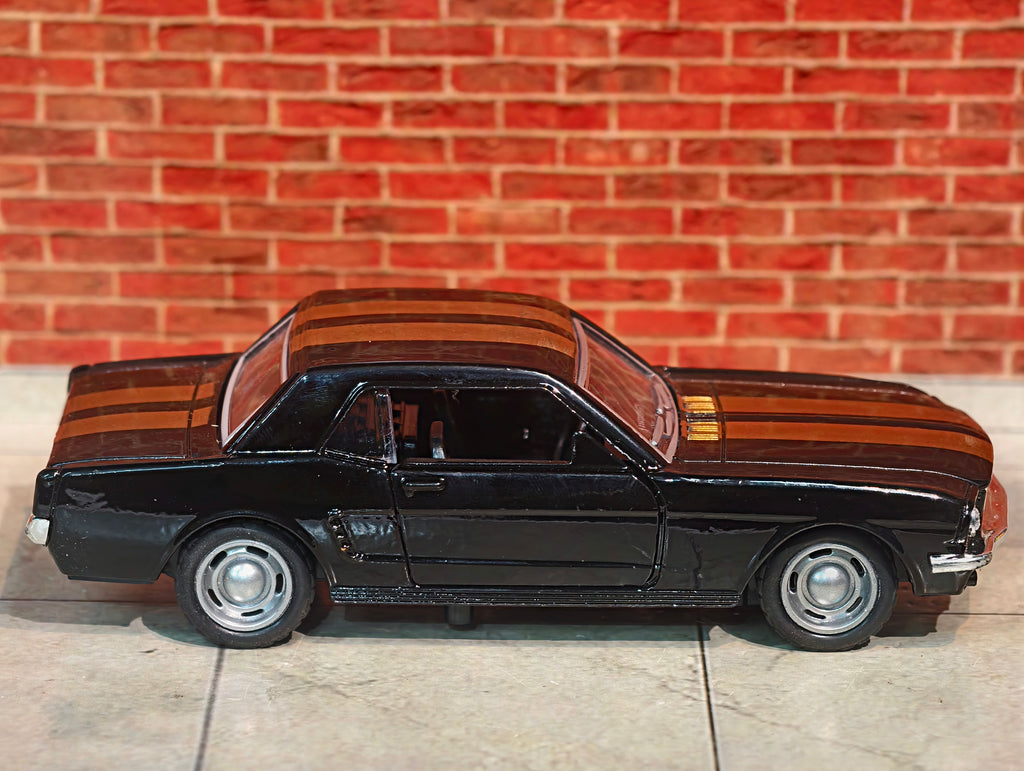 Classic Shelby GT350 Coupe 1965 Model 1:32 Scale