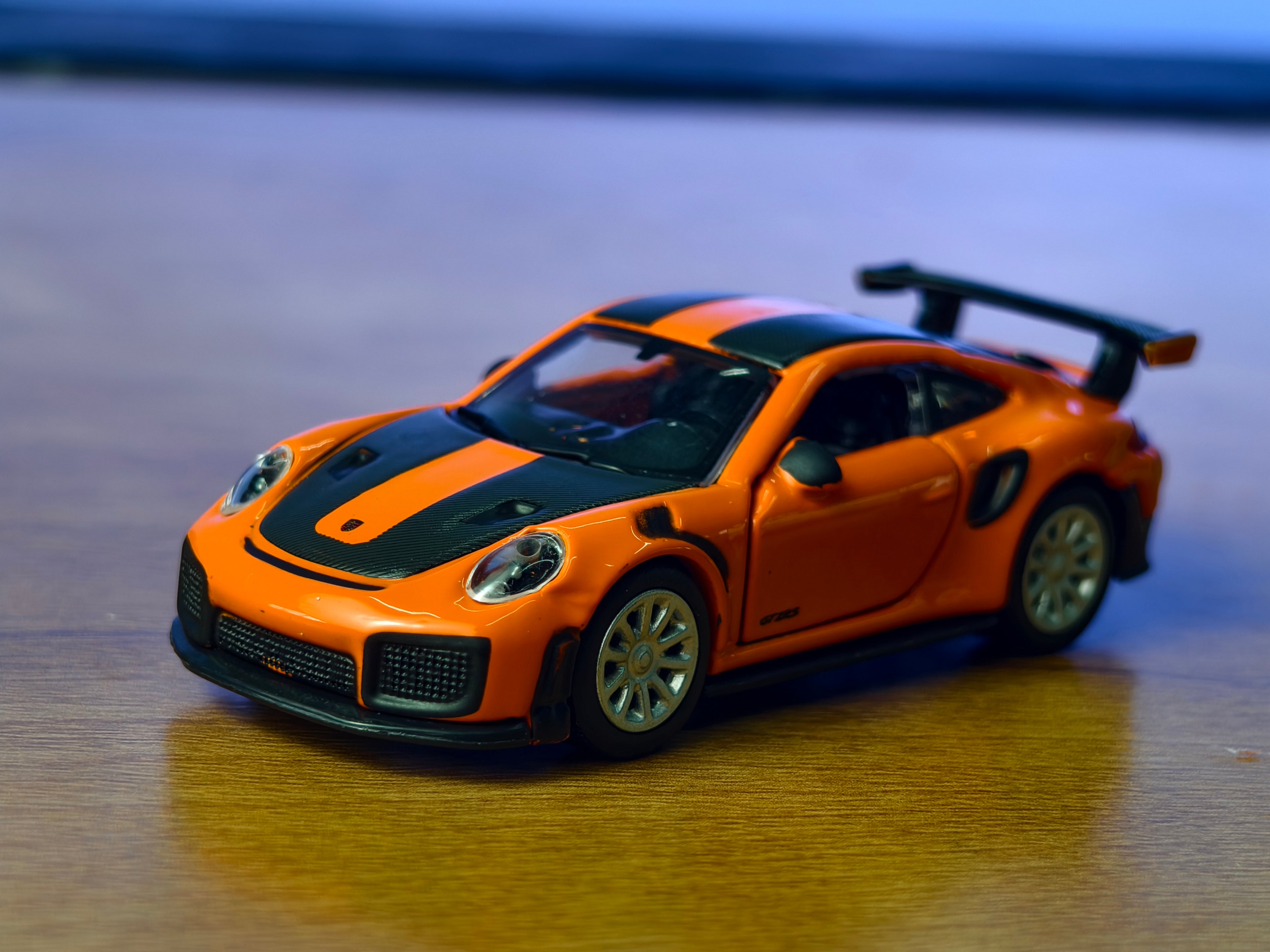 Official Licensed Burago PORSCHE 911 GT2 RS 1:64 Doors Openable Premium Detailing