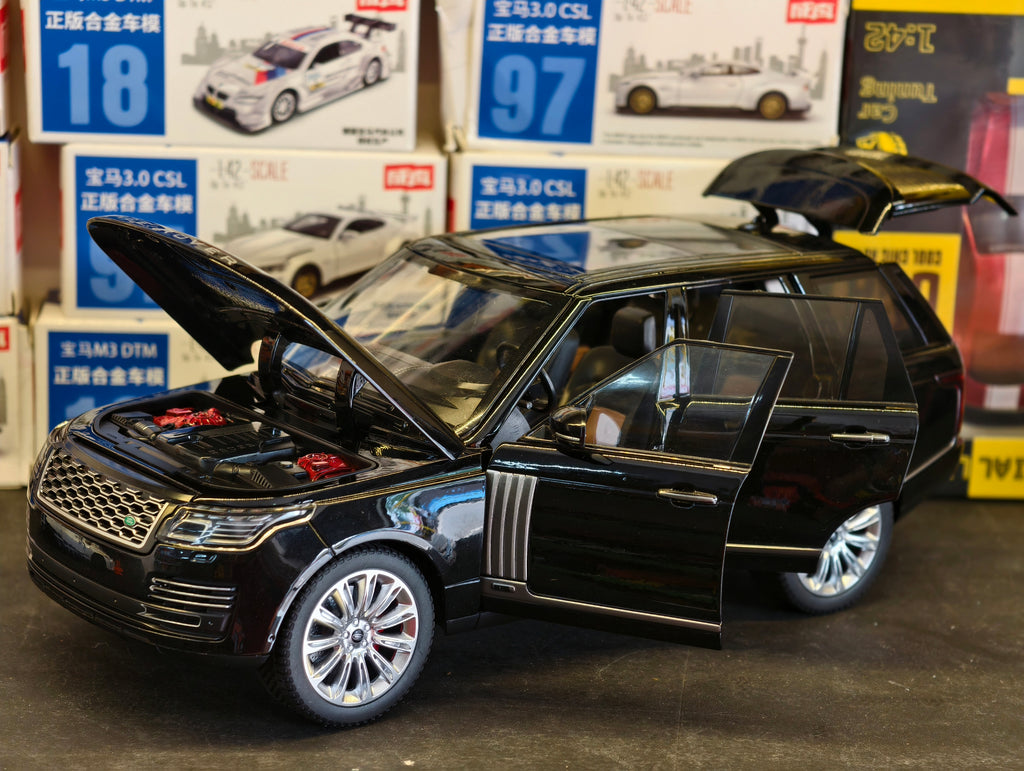 QY Toys Official Licensed Land Rover Range Rover Auto Biography  SV Black 1:18 Scale Premium Diecast Model